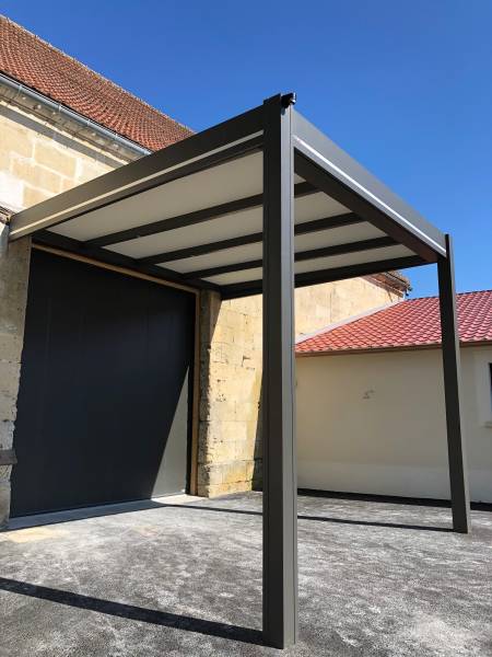 Sobox France -  Conception et vente de pergola indépendante pour maison avec jardin à Bordeaux en Gironde
